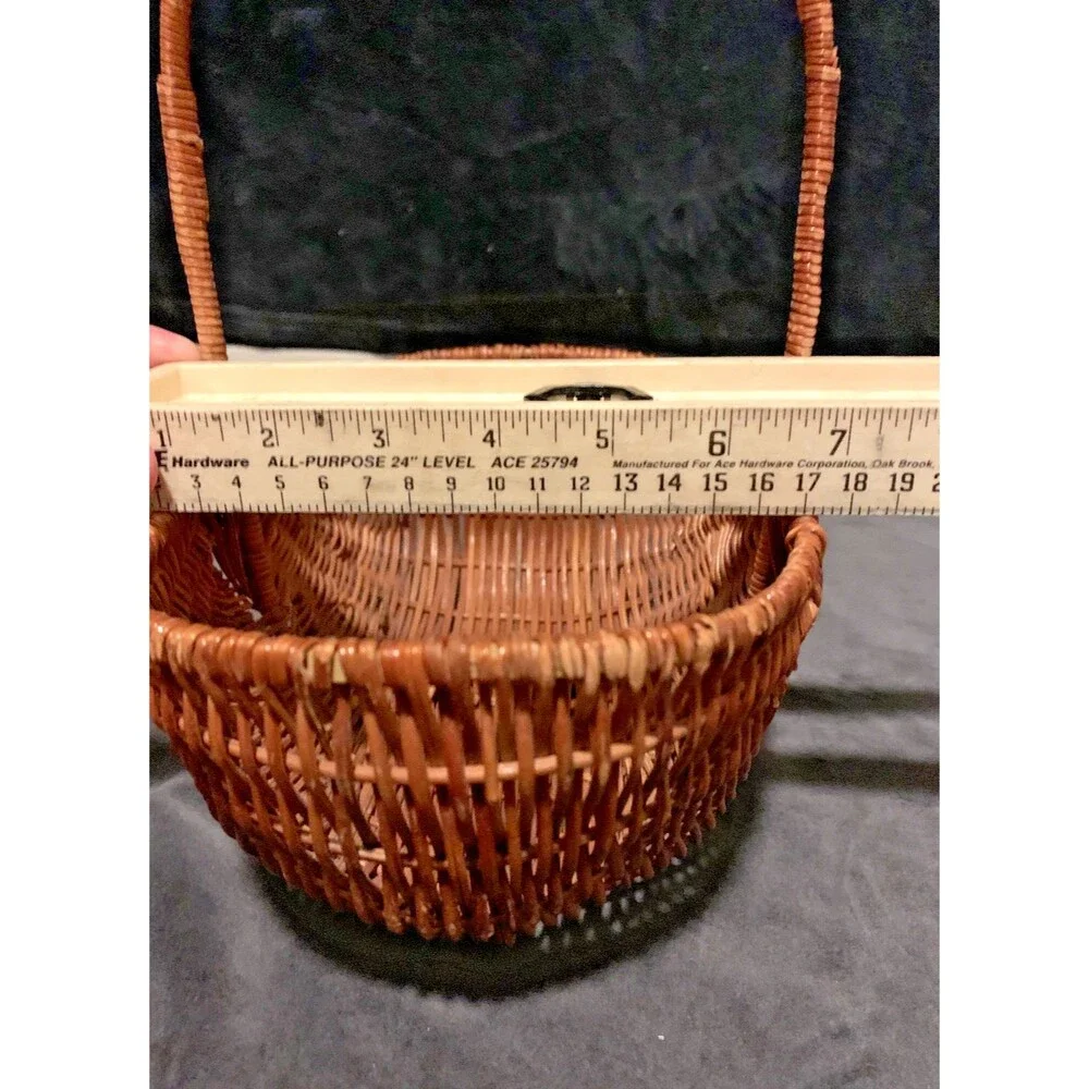 VTG Handwoven Reed Melon Basket, Half God’s Eye, Oval Egg Gathering Cottagecore